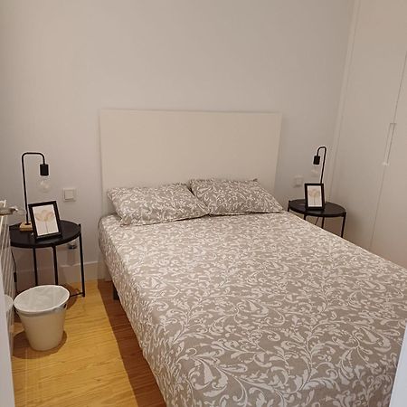 Private Rooms In Magdalena Street Madrid Exterior photo
